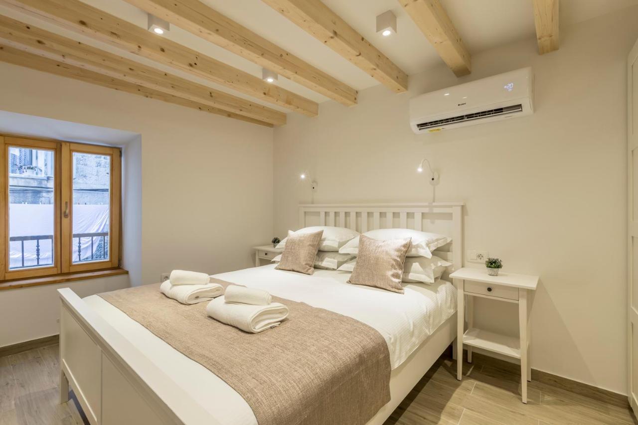 Cosmijeva Luxury Rooms Split Extérieur photo